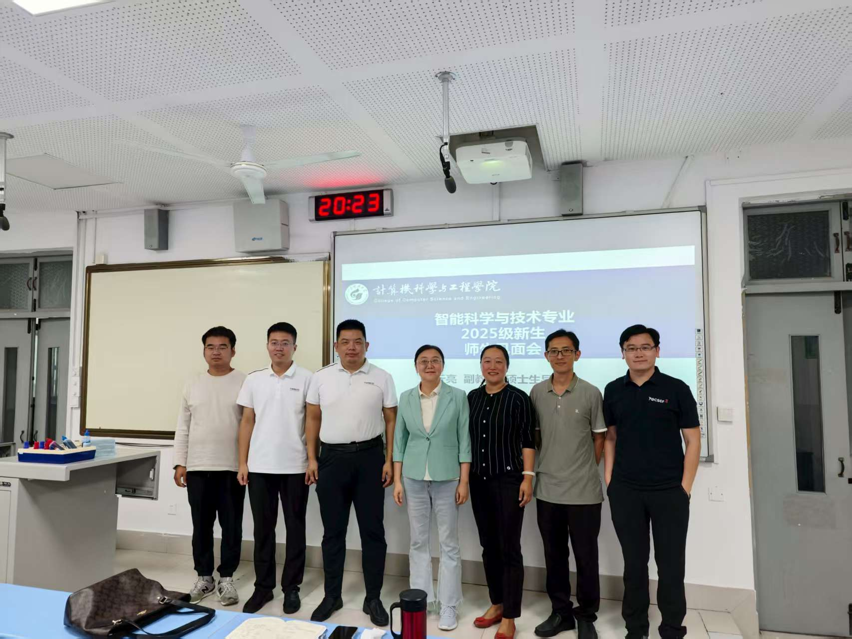 1758698470445542.png 图片1.png